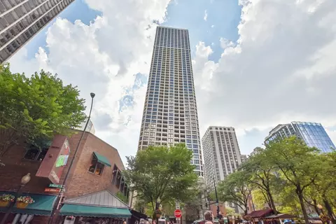 1030 N State St #41A, Chicago, IL 60610