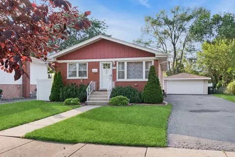 6536 Ridge Dr, Chicago Ridge, IL 60415