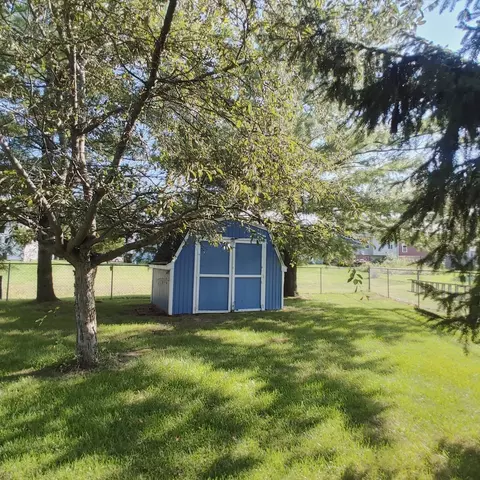 Exterior - 130 Cloud Mist Ct, Capron, IL 61012 photo 6 of 11
