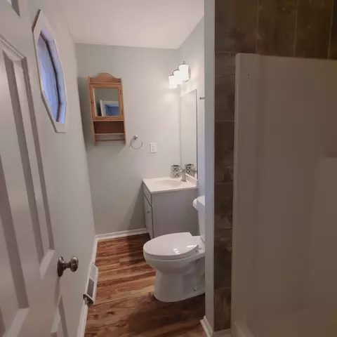 Bath - 130 Cloud Mist Ct, Capron, IL 61012 photo 1 of 2