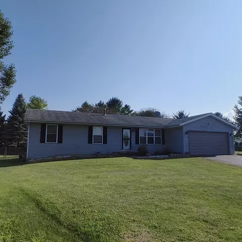 Exterior - 130 Cloud Mist Ct, Capron, IL 61012 photo 2 of 11