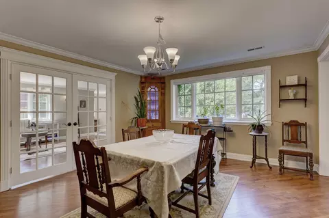 Dining - 9821 Elm Ter, Des Plaines, IL 60016 photo 2 of 2