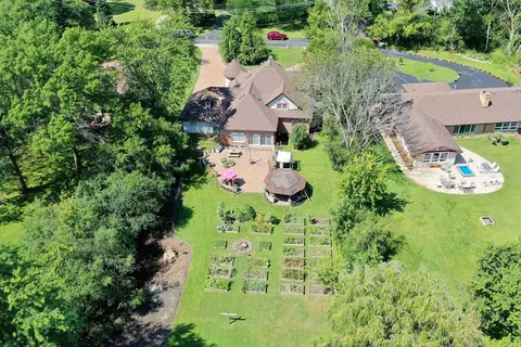 View/Area - 9821 Elm Ter, Des Plaines, IL 60016 photo 9 of 12