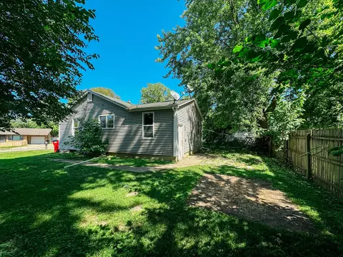 601 Bloomington Rd, Champaign, IL 61820 photo 14