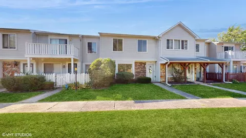 4593 Provincetown Dr, Country Club Hills, IL 60478