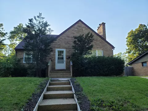 340 Leith Ave, Waukegan, IL 60085