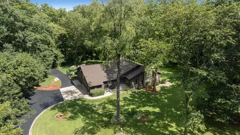 1371 N Mongan Dr, Oregon, IL 61061