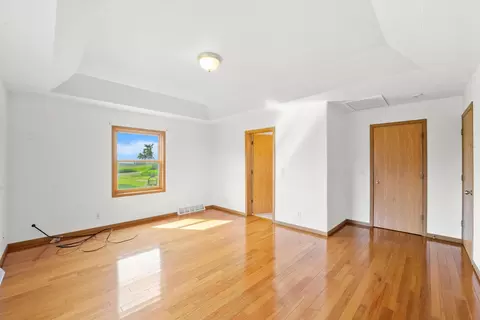 6915 Johnson Rd, Hebron, IL 60034 photo 10