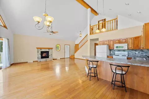 6915 Johnson Rd, Hebron, IL 60034 photo 6