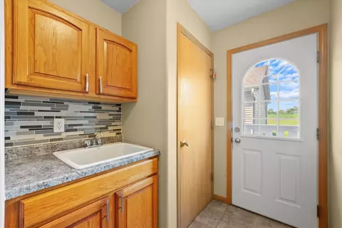 6915 Johnson Rd, Hebron, IL 60034 photo 21