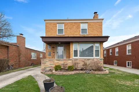 2732 W 94th St, Evergreen Park, IL 60805