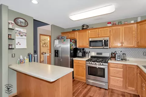 175 E First St, Manteno, IL 60950 photo 11