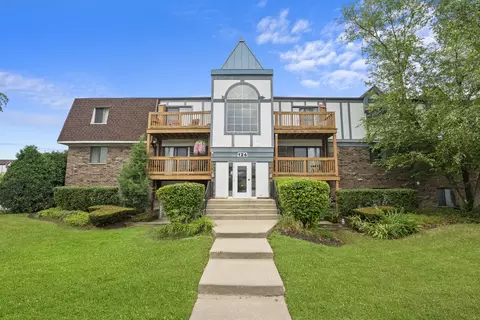 126 S Lalonde Ave #2C, Addison, IL 60101
