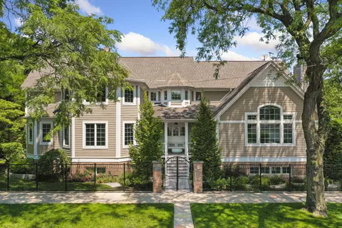 3903 N Kostner Ave, Chicago, IL 60641