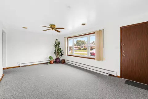 7824 W 74th St, Bridgeview, IL 60455 photo 9