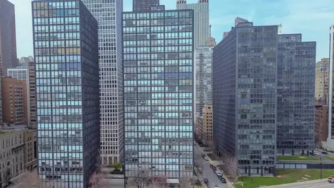 880 N Lake Shore Dr #22A, Chicago, IL 60611