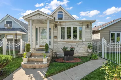 10354 S Commercial Ave, Chicago, IL 60617