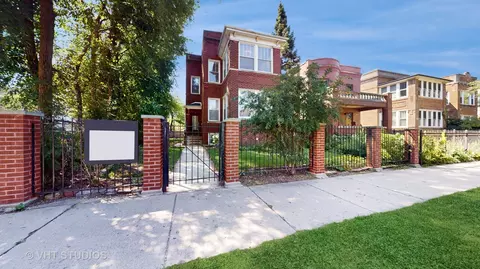 2079 W Estes Ave #2, Chicago, IL 60645