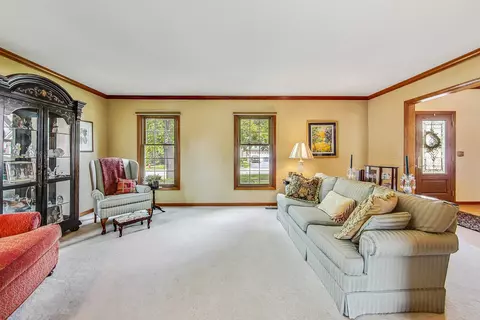 Other - 761 Kylemore Dr, Des Plaines, IL 60016 photo 2 of 12