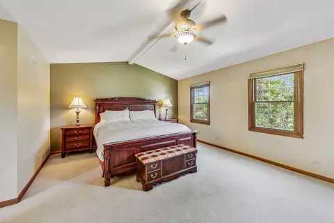 Bedroom - 761 Kylemore Dr, Des Plaines, IL 60016 photo 1 of 6