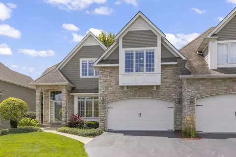 3093 Stefan Ct, Lisle, IL 60532