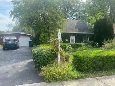 606 Madison St, Joliet, IL 60435