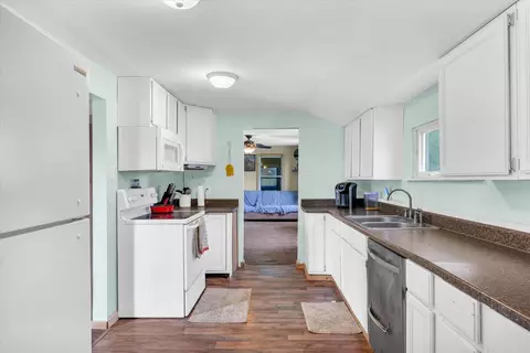 315 N Walnut St, Arrowsmith, IL 61722 photo 14