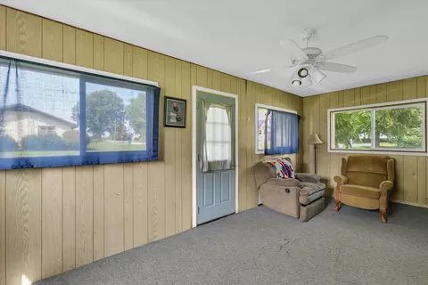 315 N Walnut St, Arrowsmith, IL 61722 photo 7