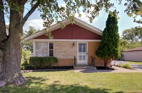 8739 Austin Ave, Oak Lawn, IL 60453