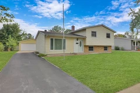 18583 W Judy Dr, Gurnee, IL 60031