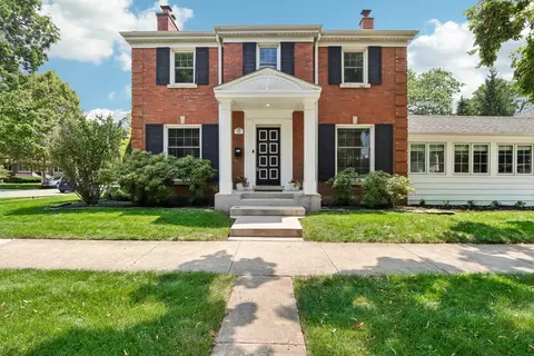 847 N Marion St, Oak Park, IL 60302