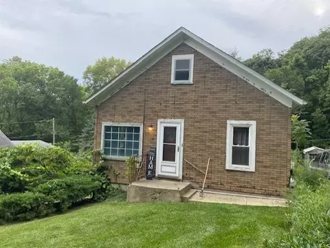 12527-27 East St, Depue, IL 61322