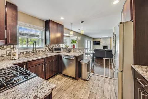Kitchen - 2440 207th St, Olympia Fields, IL 60461 photo 2 of 3