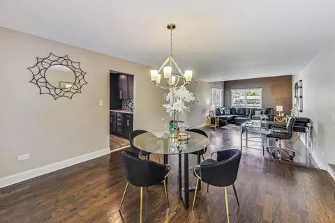 Dining - 2440 207th St, Olympia Fields, IL 60461 photo 3 of 4