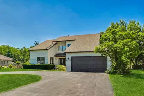 Exterior - 2440 207th St, Olympia Fields, IL 60461 photo 3 of 9
