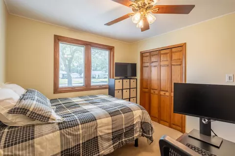 Bedroom - 2802 Campbell St, Rolling Meadows, IL 60008 photo 3 of 6