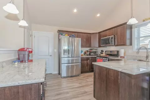 730 Casey Dr, Minooka, IL 60447 photo 5