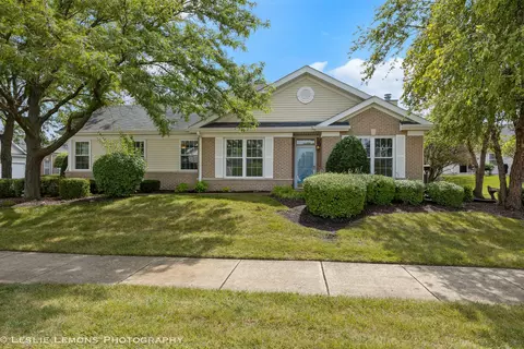 21141 W Cypress Ct, Plainfield, IL 60544