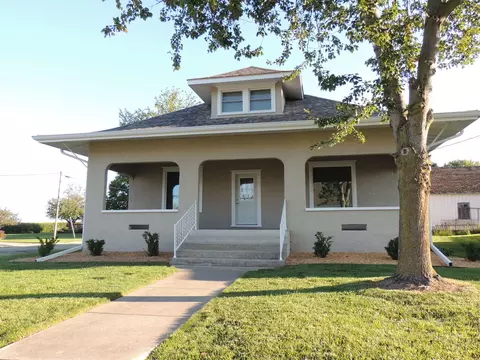 194 Church St, German Valley, IL 61039