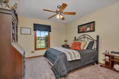 Bedroom - 2052 N 3569th Rd, Serena, IL 60549 photo 4 of 4