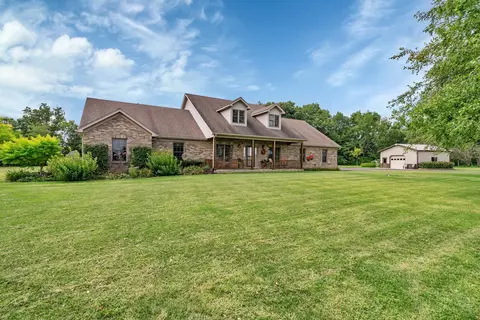 2052 N 3569th Rd, Serena, IL 60549