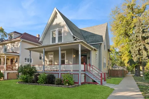 3856 N Keystone Ave, Chicago, IL 60641