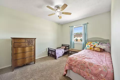 Bedroom - 105 E Lincoln #H, Normal, IL 61761 photo 1 of 4