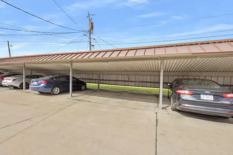 Exterior - 105 E Lincoln #H, Normal, IL 61761 photo 2 of 2