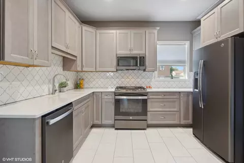 4246 Arthur Ave, Brookfield, IL 60513 photo 8