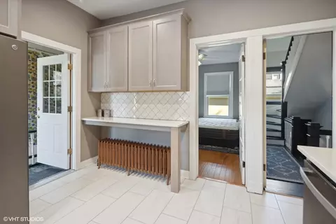4246 Arthur Ave, Brookfield, IL 60513 photo 9