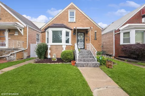 5724 S Tripp Ave, Chicago, IL 60629