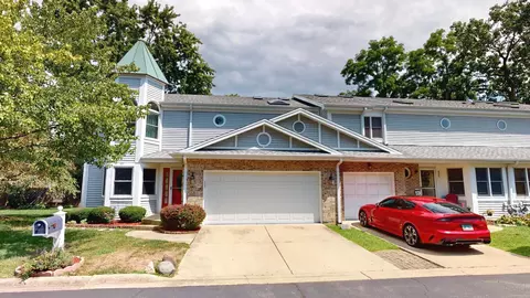 807 N Mulligan Ct #807, Palatine, IL 60067