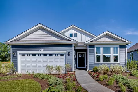 1015 Churchill Dr, North Aurora, IL 60542