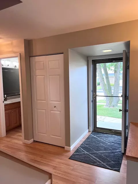 722 Voyager Dr, Bartlett, IL 60103 photo 27